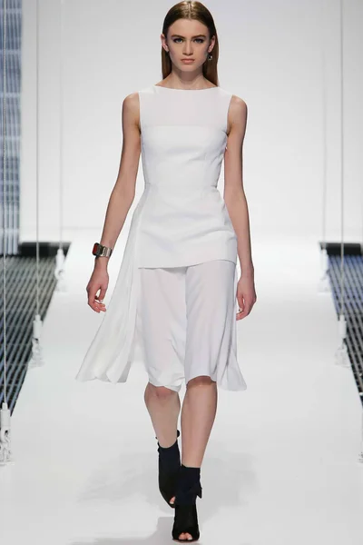 Look 61